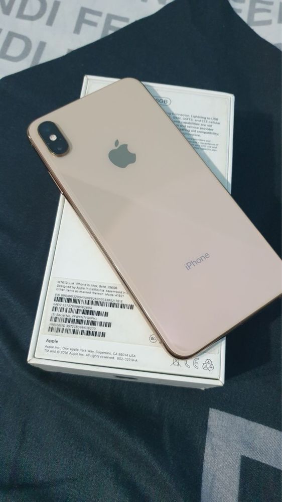 Phone xs max gold idieal karobka dakment