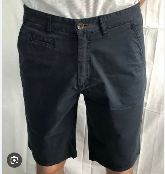 Pantaloni scurti Marville noi marimea 36