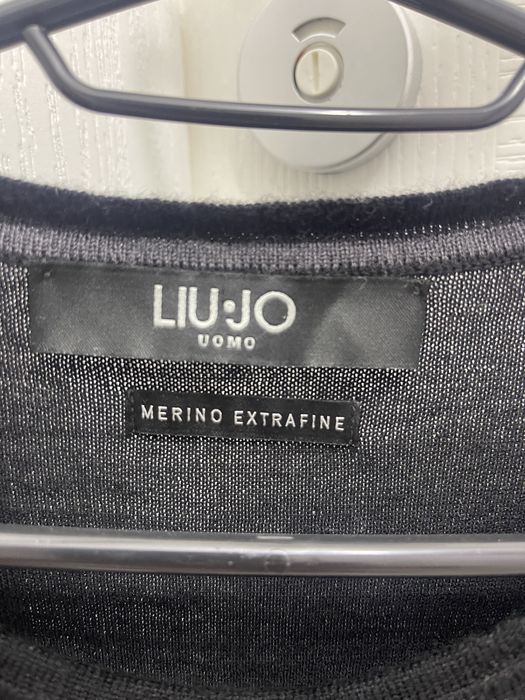 Pulovere  Hugo Boss si Liu Jo din lana virgina