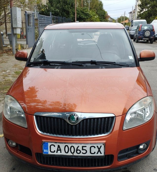 Продава Skoda Fabia 2010 година