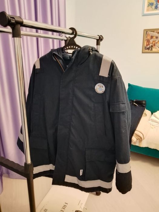 Продам спец куртку