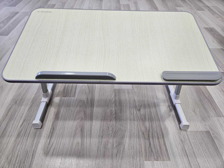 Măsuță Avantree TB101L multifunctională pentru laptop – Ca nouă