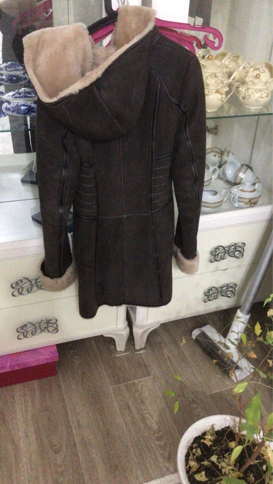 Продам натуральную дубленку