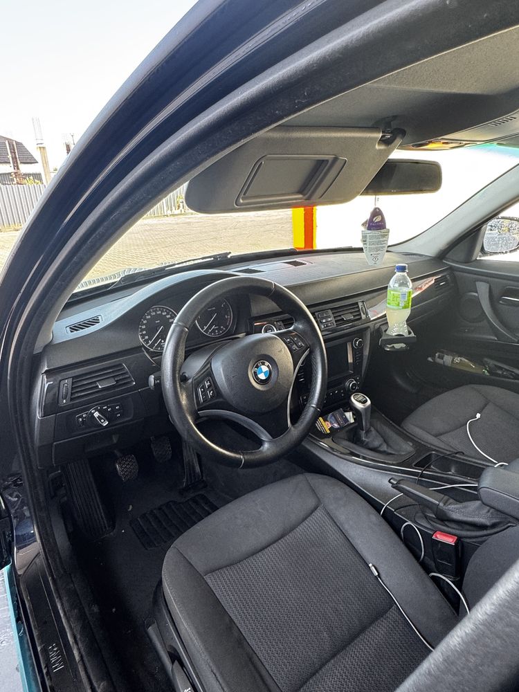 Bmw e90 Facelift an 2011 263k km