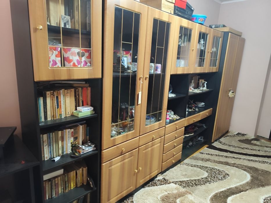 Dulap mare biblioteca