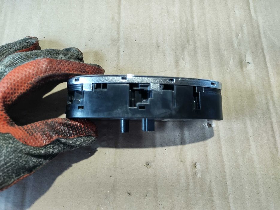 Ключ/Бутон Стъклоповдигане Mercedes E class W211 4Matic Tmodel 2008