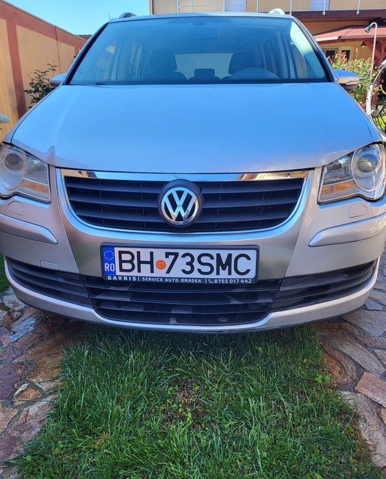 Volkswagen Touran, 2010 benzină 1,4.