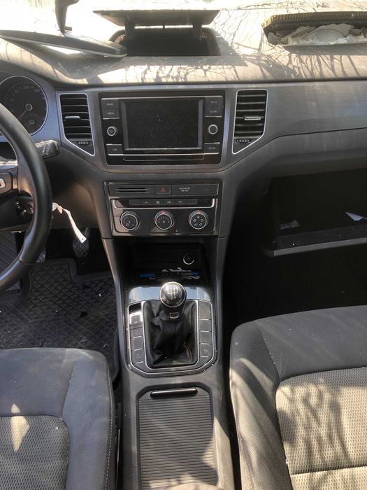 Dezmembrari piese VW Golf 7 Sportsvan 1.0 TSI CHZ 2018 Manual 5+1 SAN
