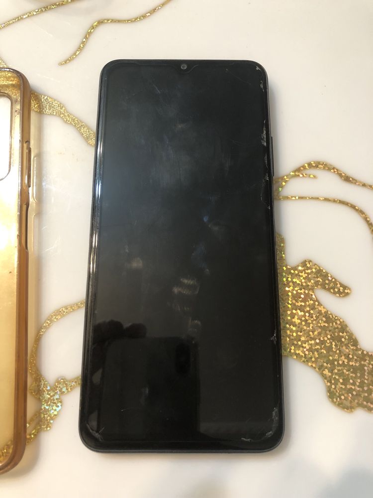 Андройд смартфон Wiko 10