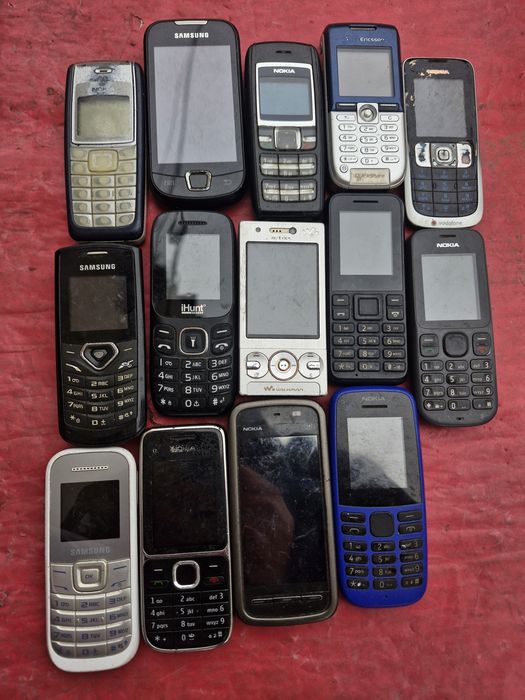 Lot telefoane funcționale