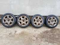 Vând genți Peugeot 407 sw 2.0 HDI 215/55 r17 și diverse piese