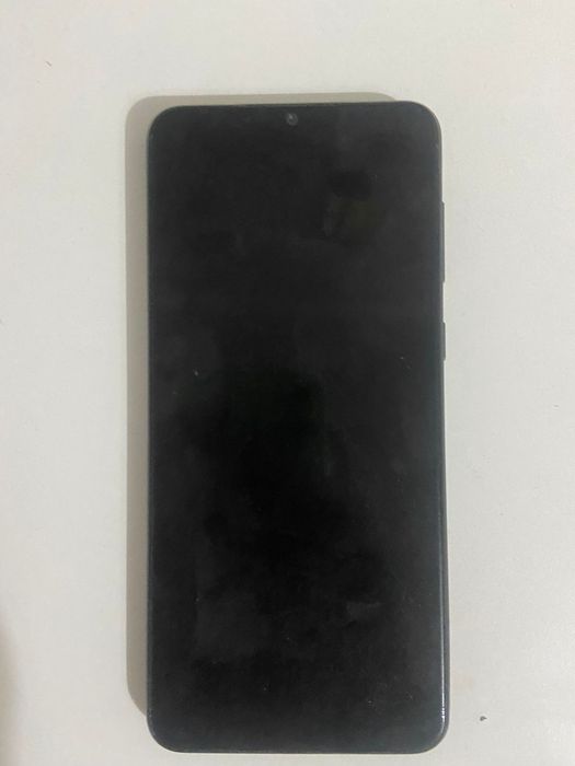 Продам Самсунг A04