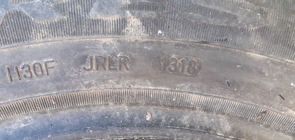 Cauciucuri de vara și Roata cu janta 195/50 R15