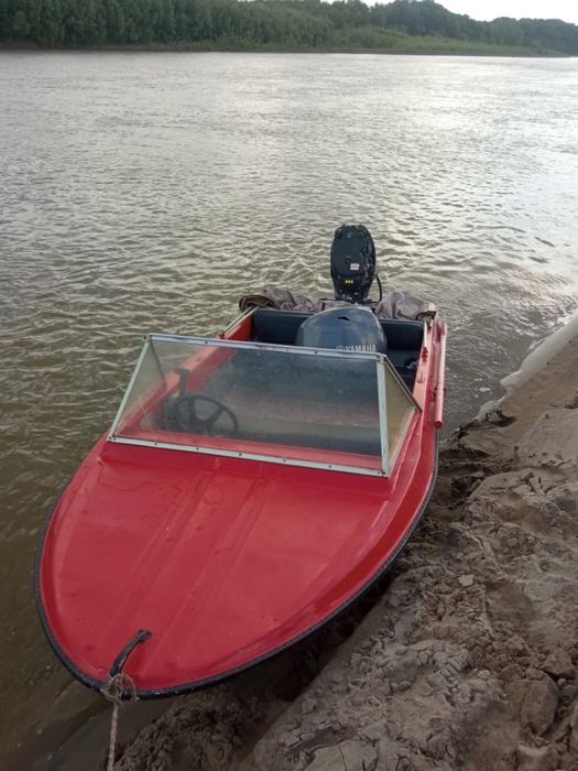 Лодка крым ,мотор Ямаха 40 4 такта