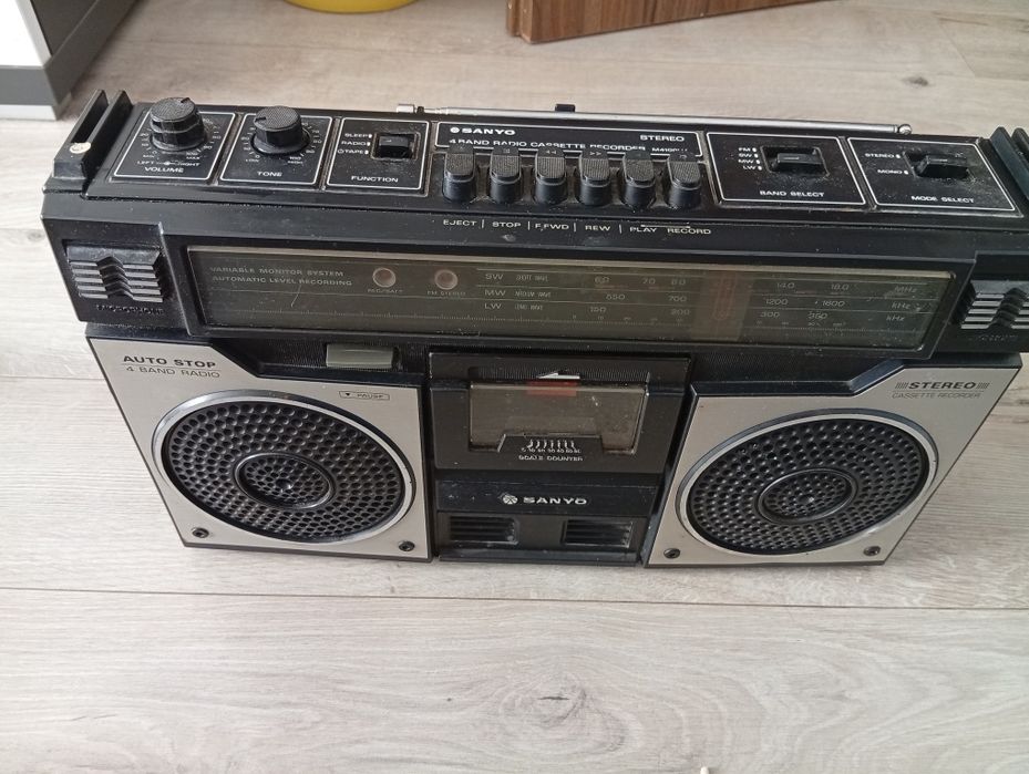 Radiocasetofon Sanyo