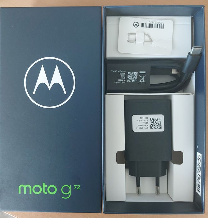 Продавам Motorola Moto G72