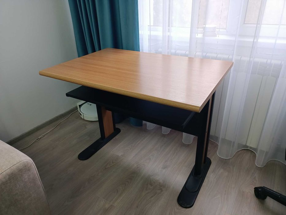 Birou de lucru, 100 x 68 cm