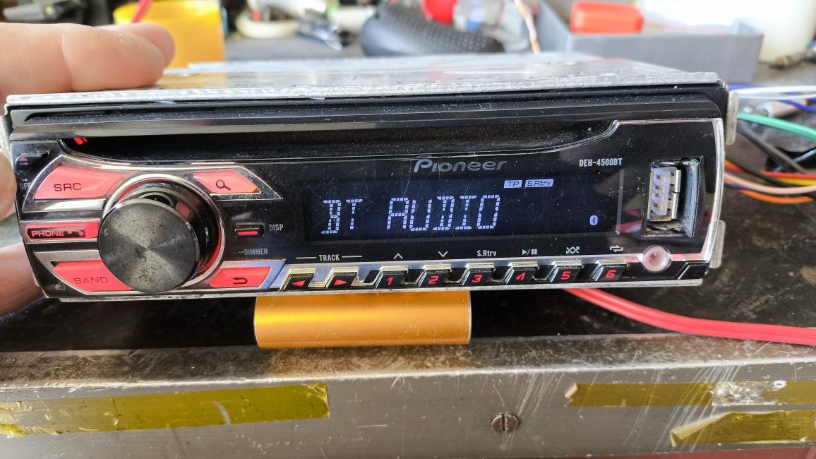 Авто ЦД Pioneer DEH-4500 BT стерео уредба с Bluetooth
