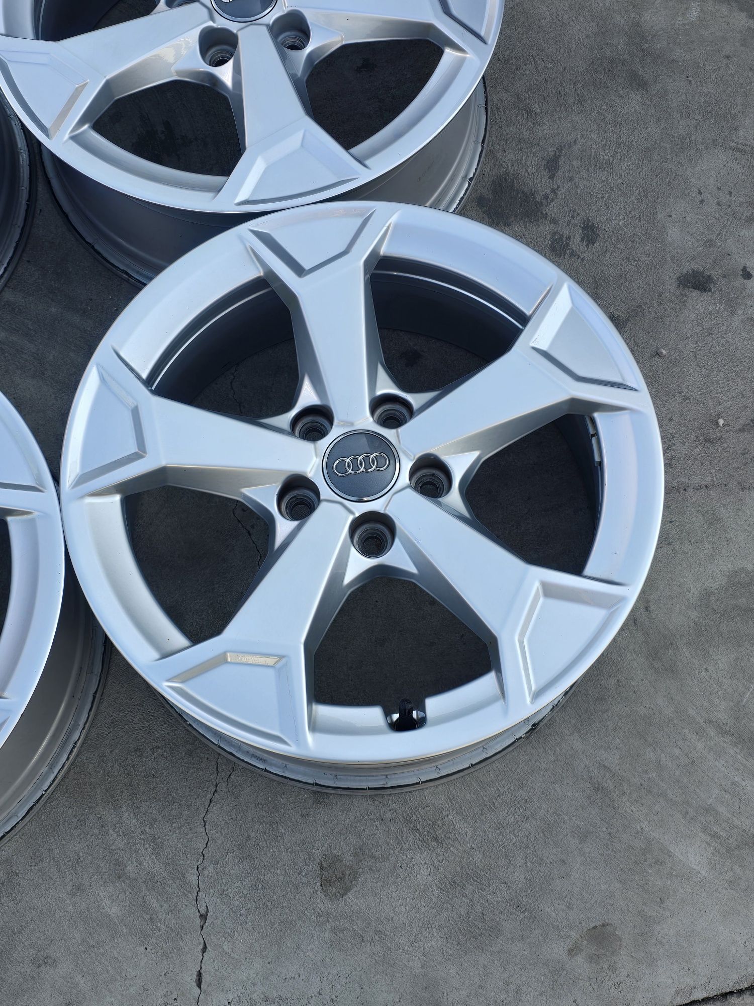 Джанти 17 / 5х112 - Audi Q2, Q3 и др. 5x112
