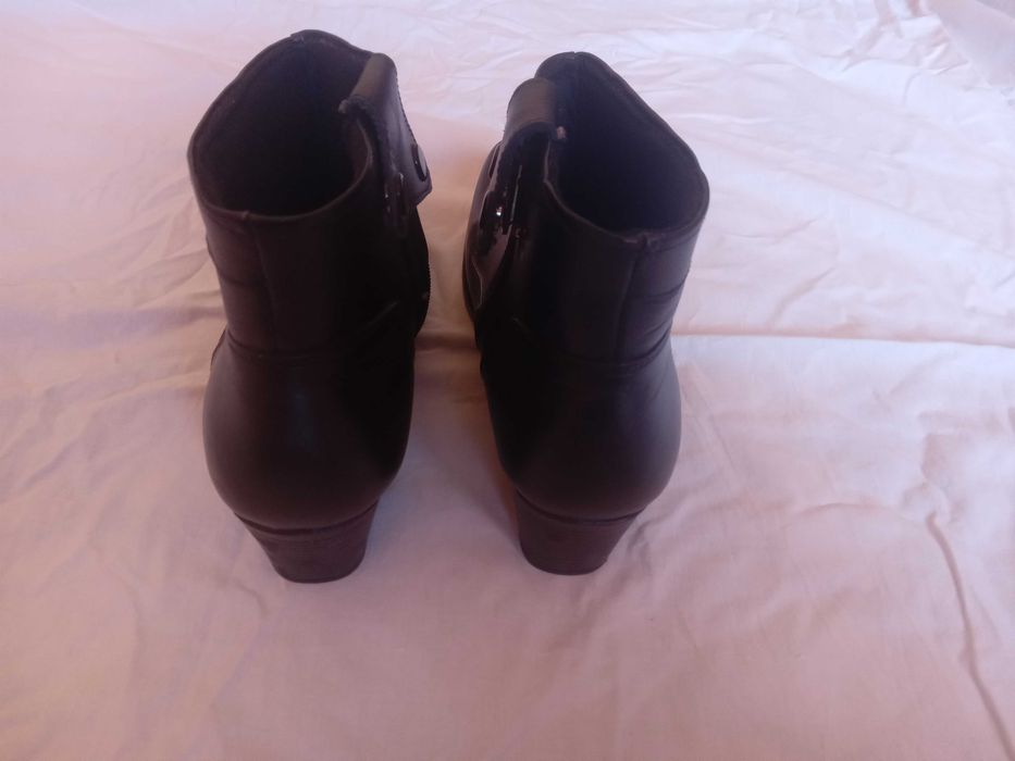 Обувки дамски естествена кожа чисто нови