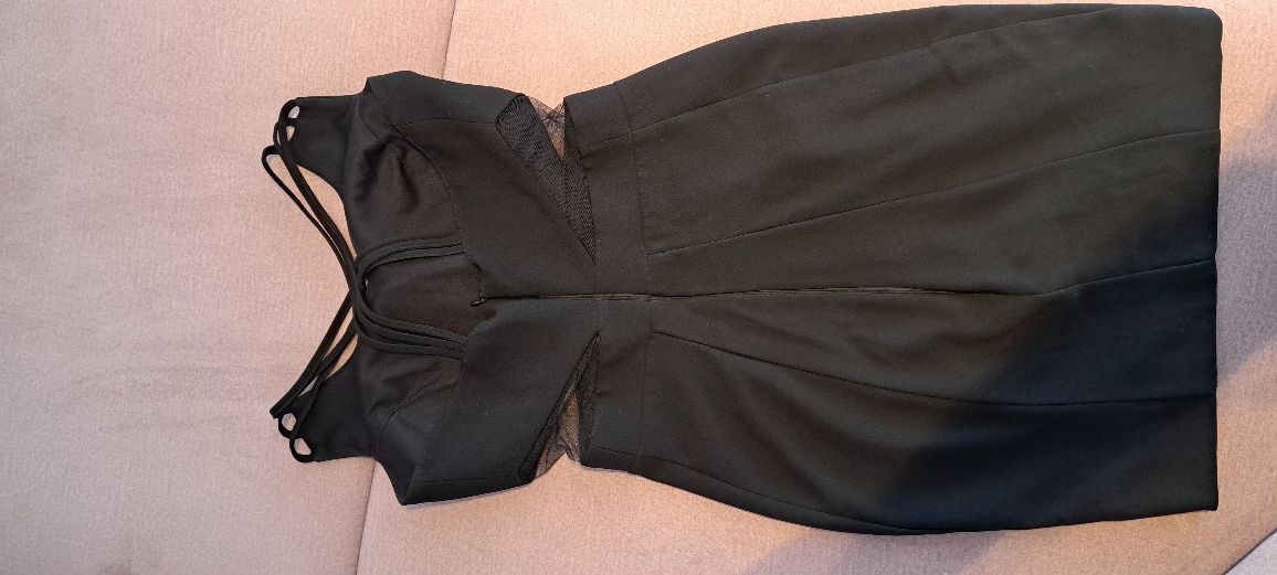Vând rochie dama