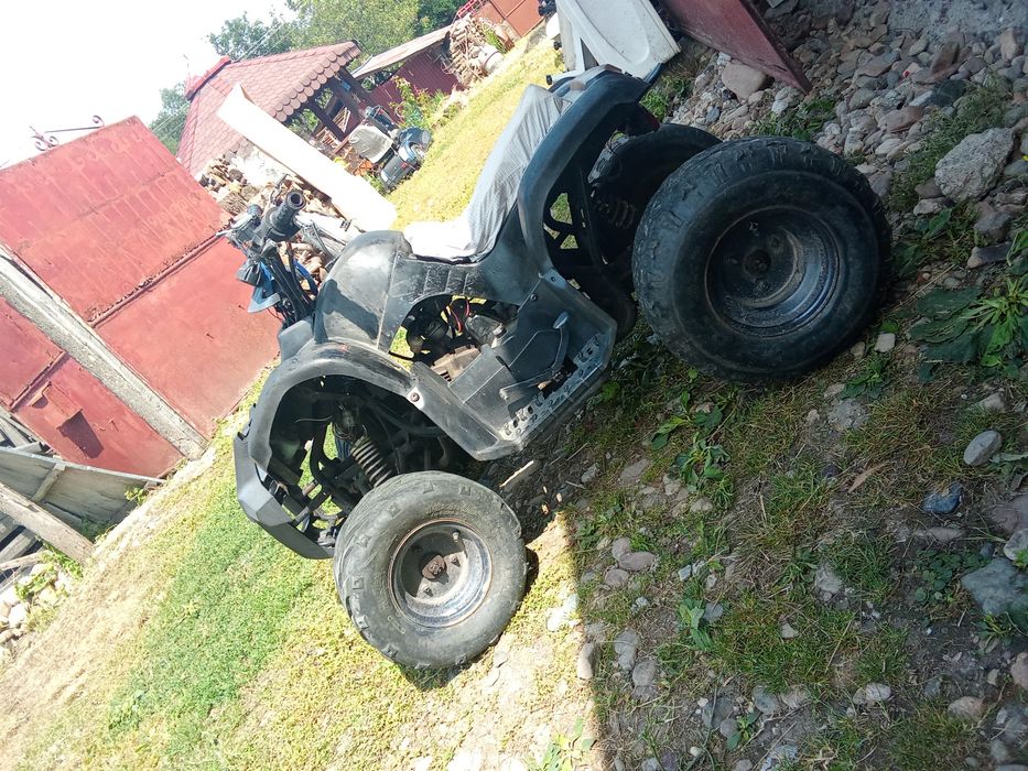 ATV 124 negru...