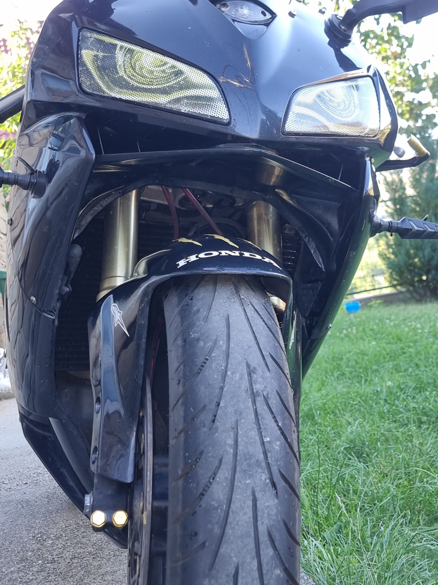 Vând motocicleta Honda CBR 600 RR. 2005  Întreținută, gata de drum