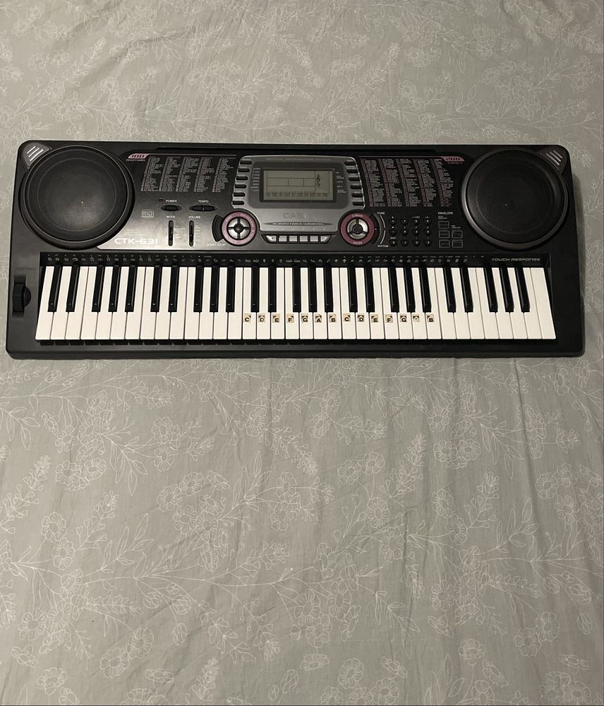 Casio CTK-631 синтезатор – 61 клавиша, MIDI, перфектно състояние