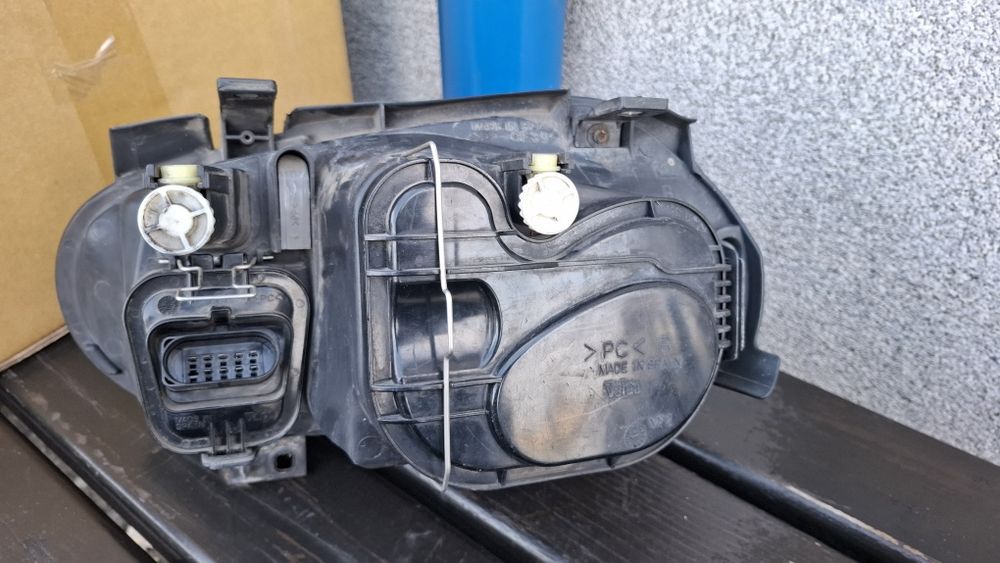 Фарове за Голф 4