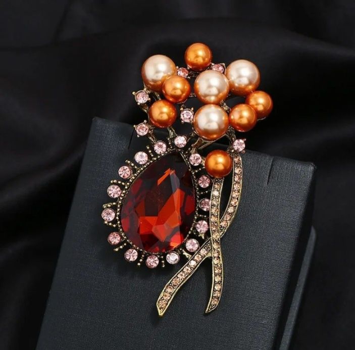 Вечерние броши . 8 видов.