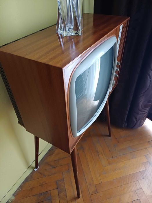 Продава телевизор Плиска ретро