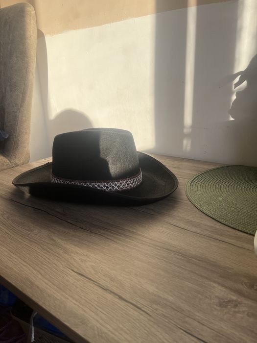 Cowboy шапка в много добро състояние