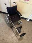 Scaun handicap dizabilitati 44 cm (ca nou)