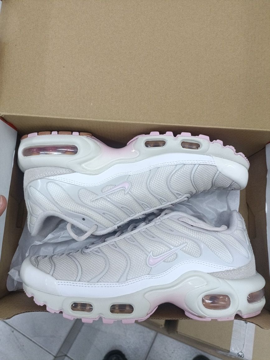 Nike Air Max Plus TN номер 37.5
