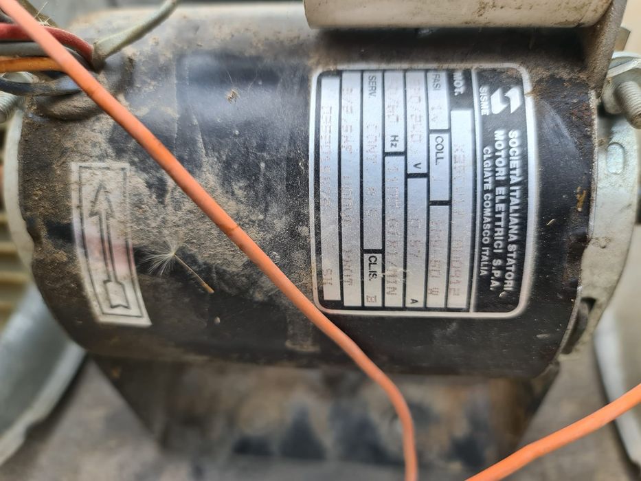 Motoare și radiatoare aer condiționat industriale