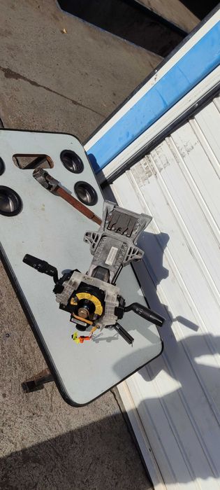 Мазда 3 на части