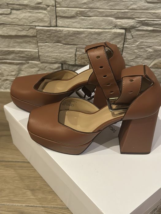 Обувки естествена кожа HM