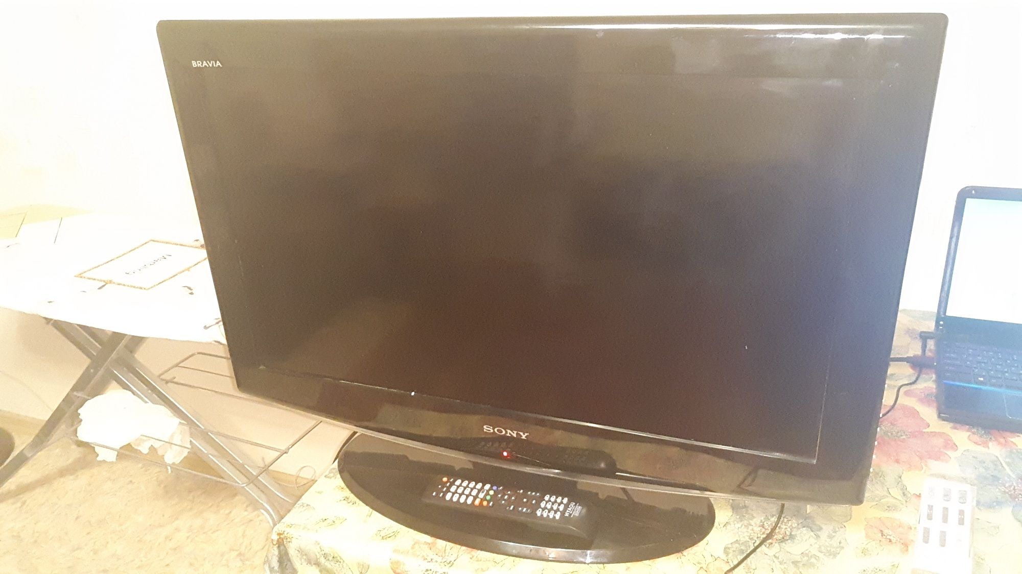 Жидкокристаллический телевизор Sony 32"(81cm)