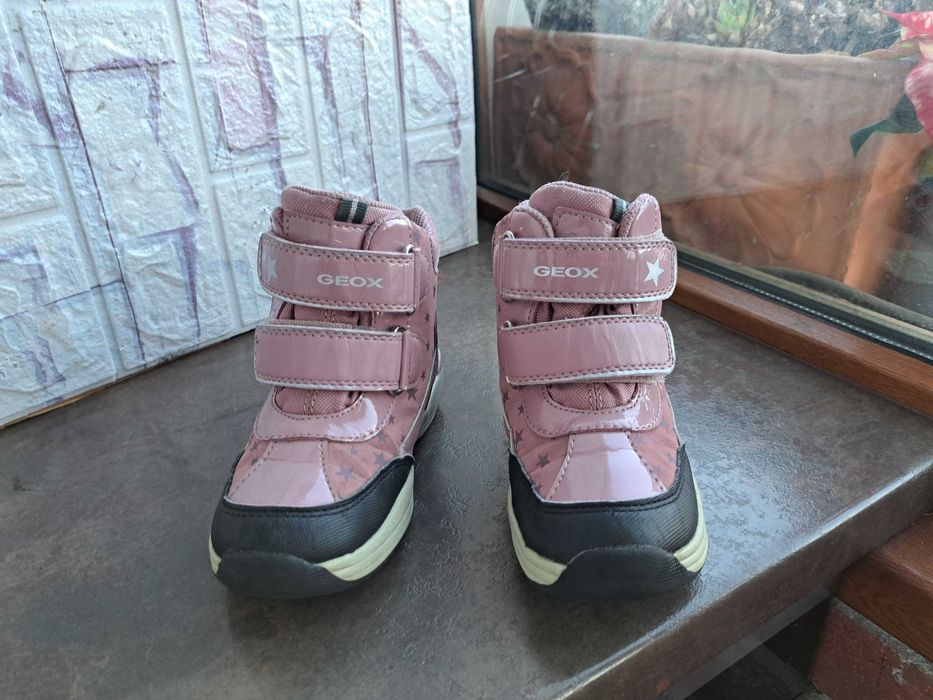 детски ботуши,зимни обувки,боти,апрески, Geox  номер 26 за момиче