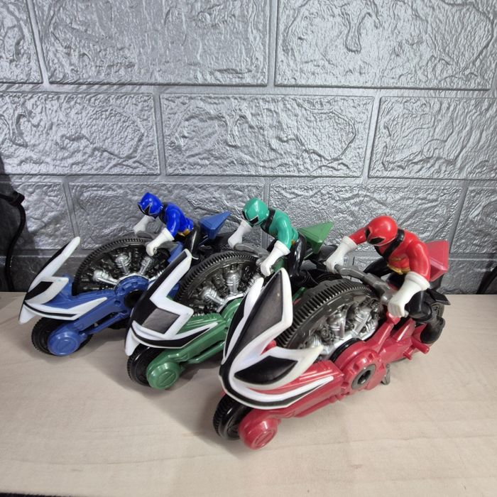 Фигурки могучие рейнджеры