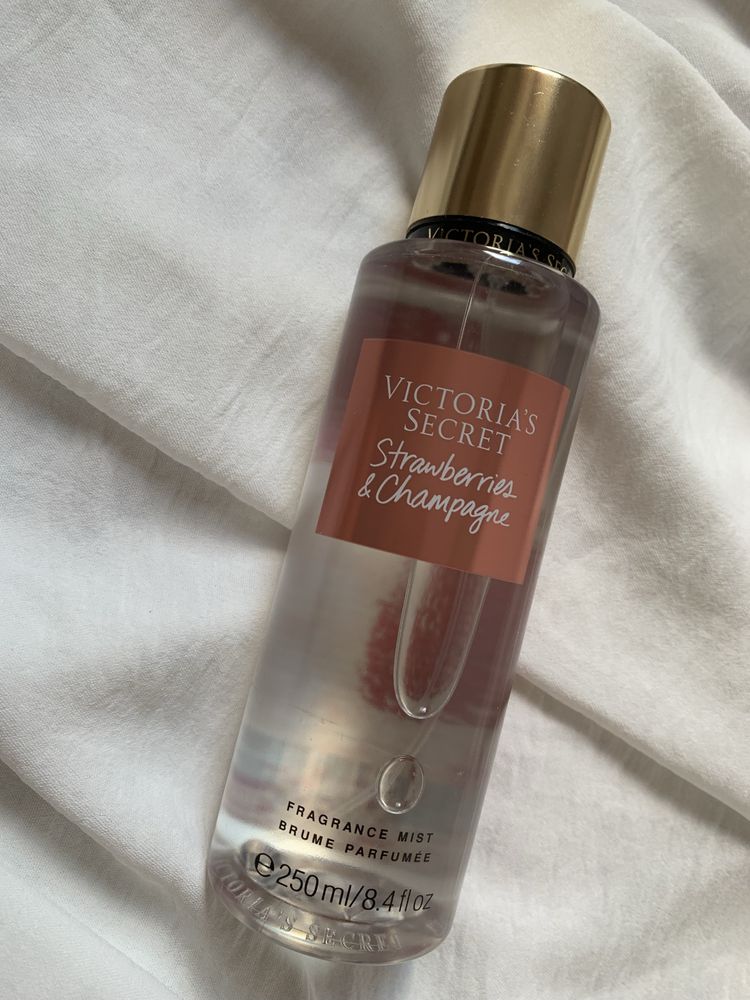Victoria’s Secret Body Spray - OFERTĂ - 79 RON