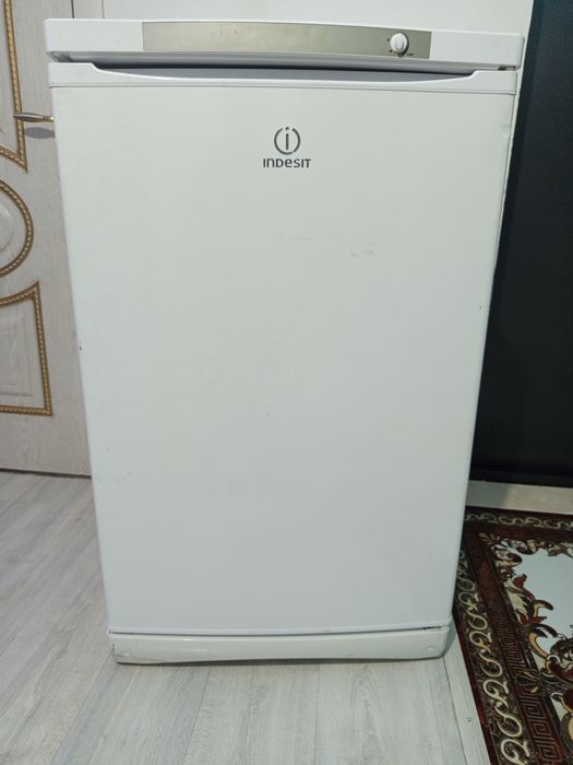 Морозильник indesit