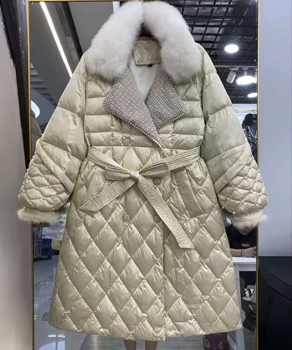 Palton puf gasca si guler blana vulpe S NOU