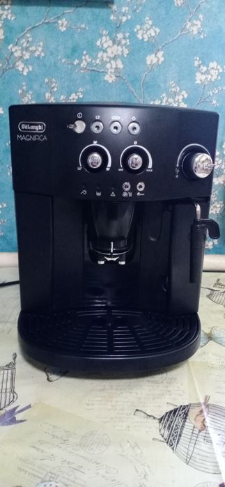 Продам кофемашину Delonghi