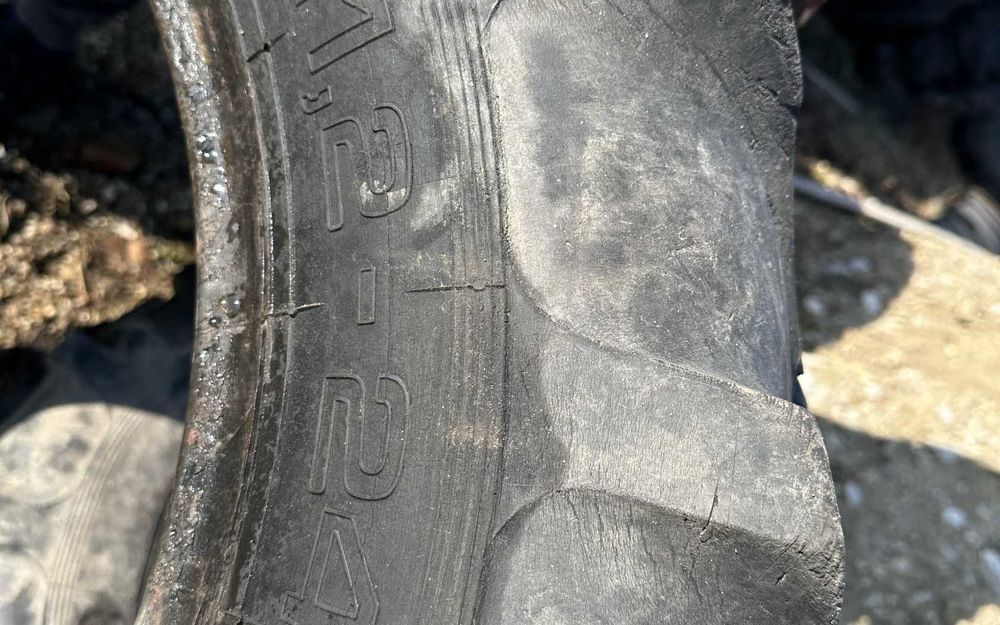 Cauciucuri 11.2 R24 Barum
