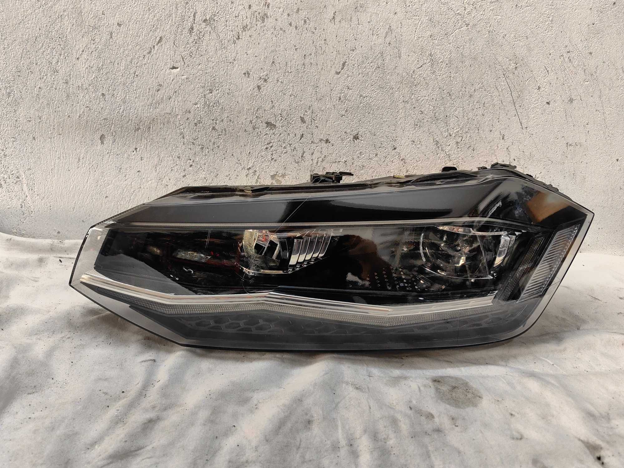 Оригинален фар Vw Polo Full Led