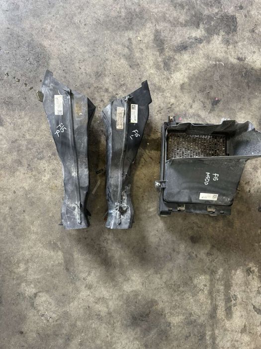 Радиатор/ въздуховод БМВ Х5, Ф15 М50д (radiator bmw f15)