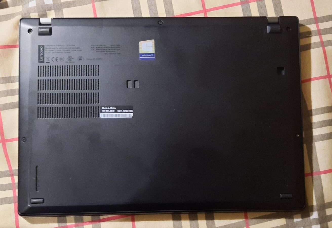 Лаптоп Lenovo ThinkPad X390 13.3"