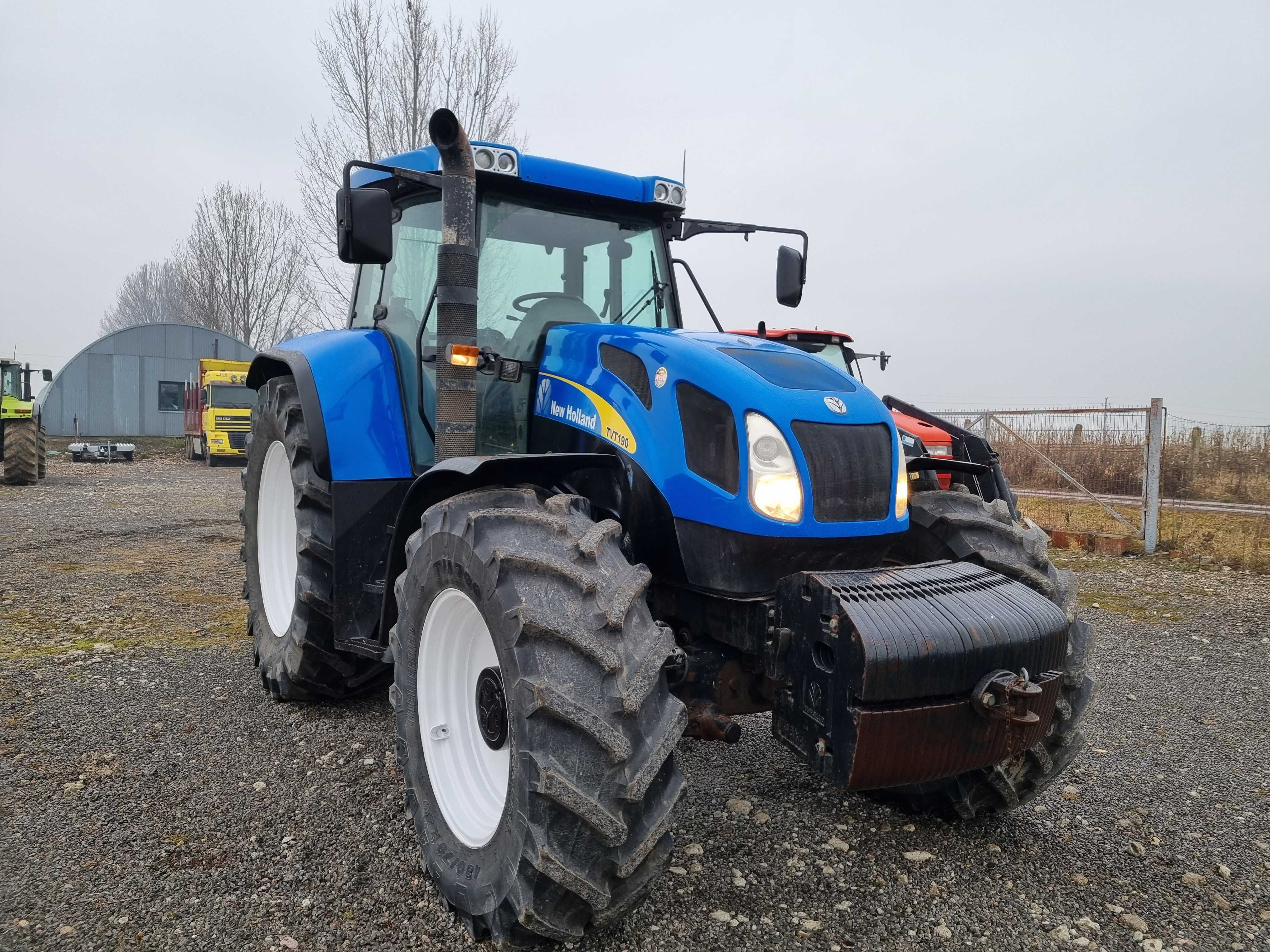 New Holland TVT 190 / imp. Germania / 8366 h lucrate !!!