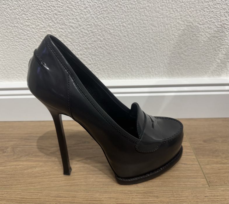 Обувки Yves Saint Laurent